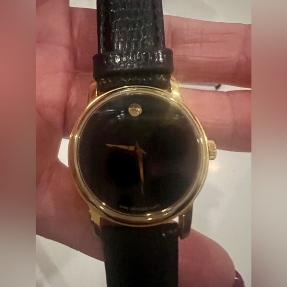 New In Box Vintage Movado Museum Watch Women 25mm Black Dial Gold Tone - Picture 4 of 12